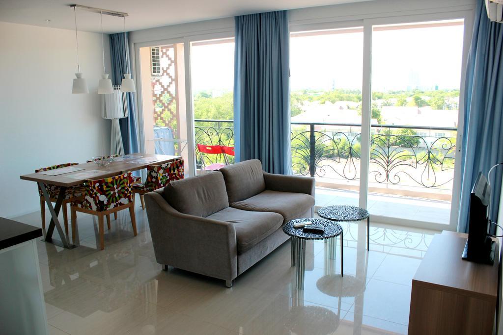 Atlantis Condo Resort Джомтьен Номер фото