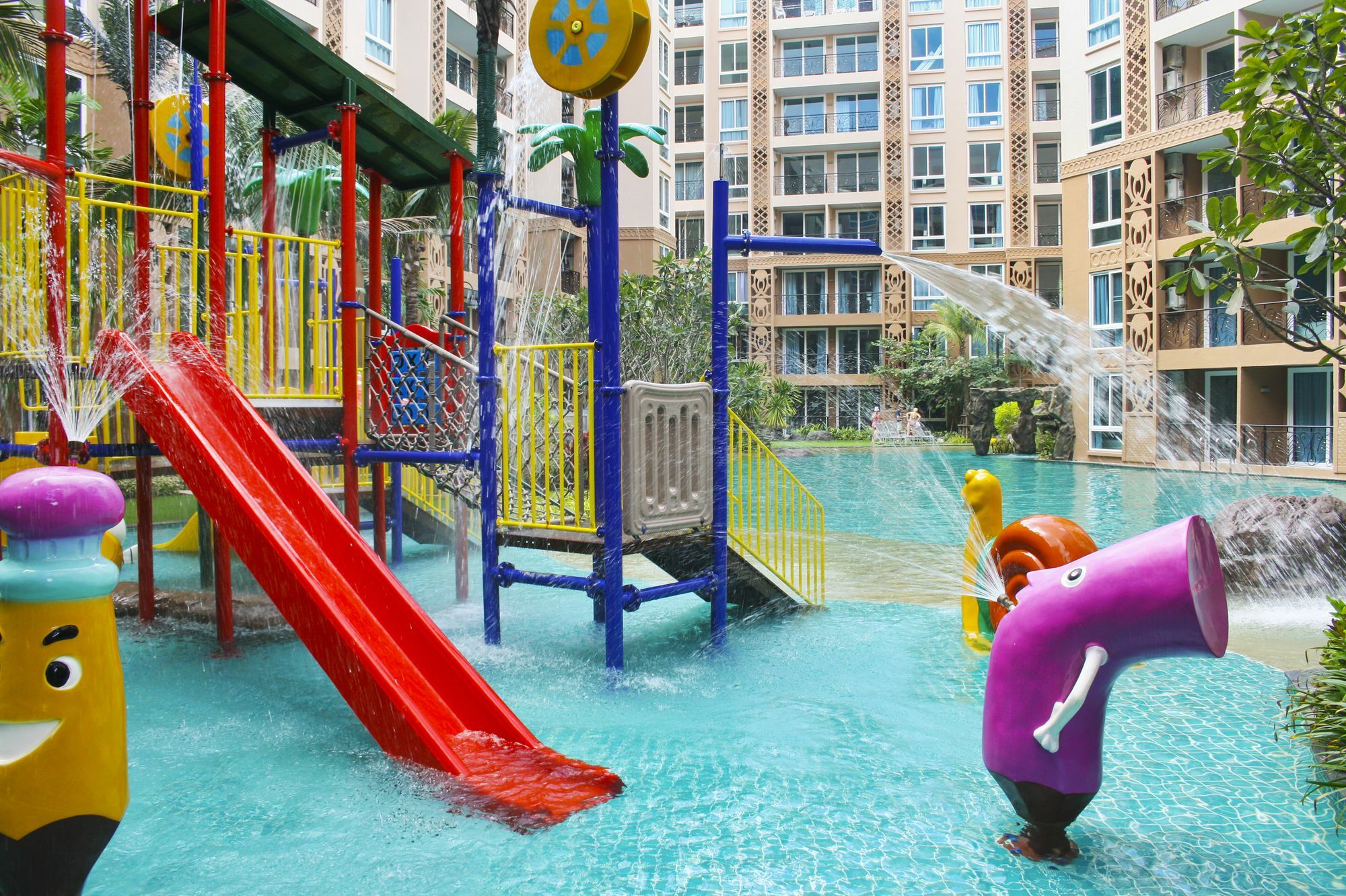 Atlantis Condo Resort Джомтьен Экстерьер фото